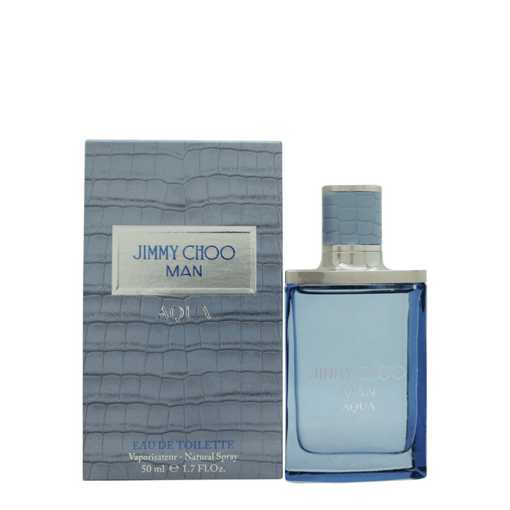 Man Aqua Eau de Toilette från Jimmy Choo är en uppfriskande doft designad för självsäkra män. Med toner av citrus och trä, fångar denna skapelse essensen av maskulin charm. Upplev.